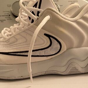 Nike White and Black Men's Sneakers